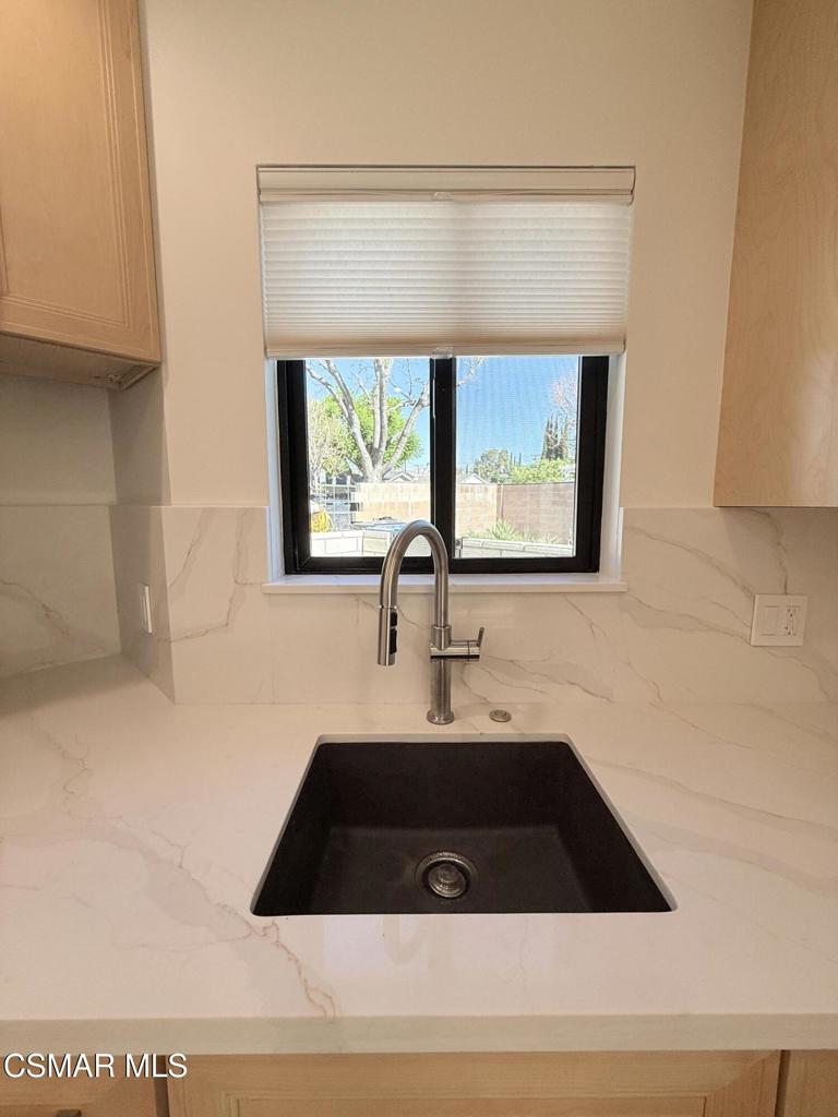 4245 Juneau Circle, Unit C Simi Valley, CA 93063 - Photo 13 of 24