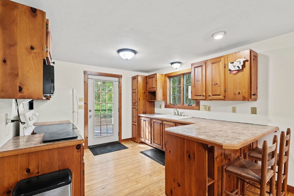 68 Borkum Road Spencer, MA 01562 - Photo 16 of 32 Gallery Image 16