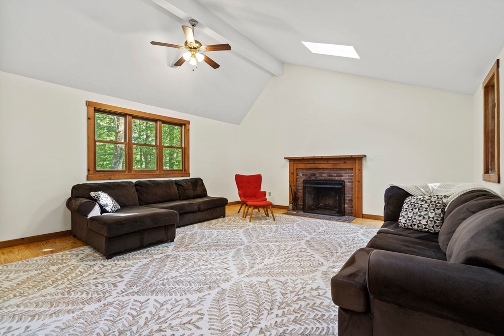 68 Borkum Road Spencer, MA 01562 - Photo 10 of 32 Gallery Image 10