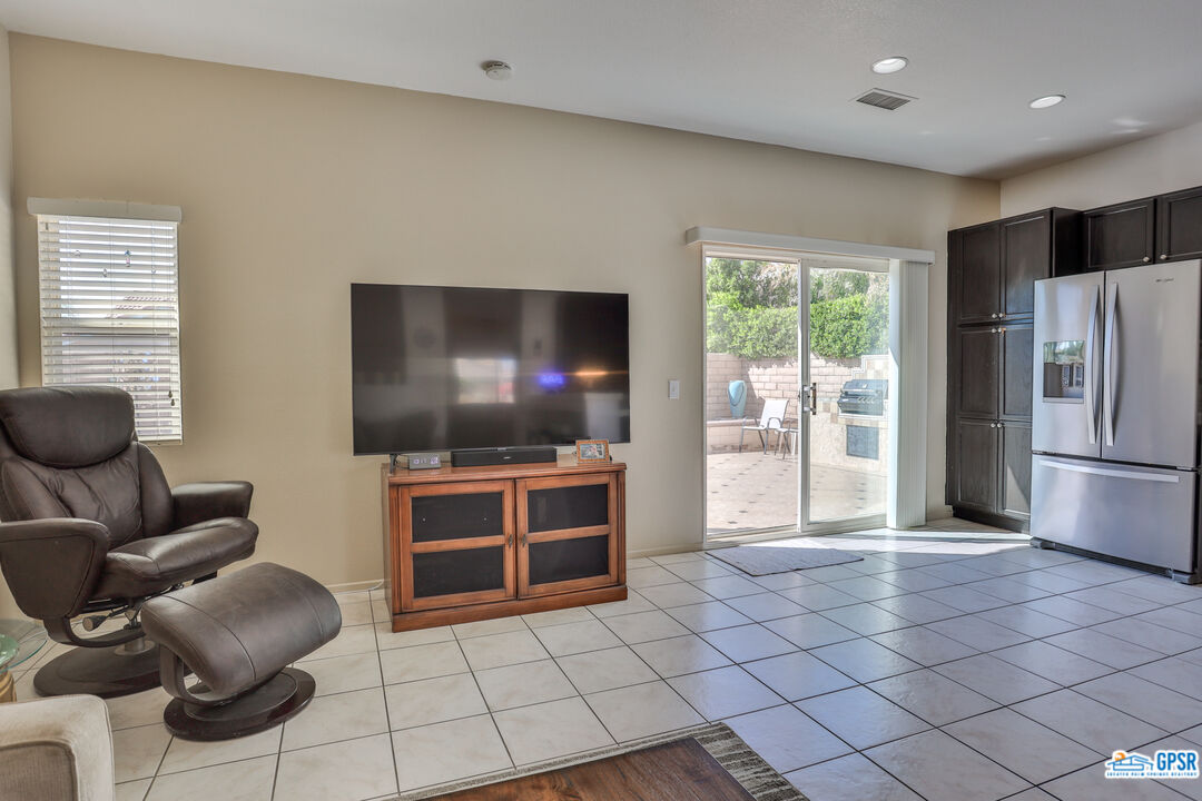 1569 East Racquet Club Road Palm Springs, CA 92262 - Photo 11 of 26 Gallery Image 11