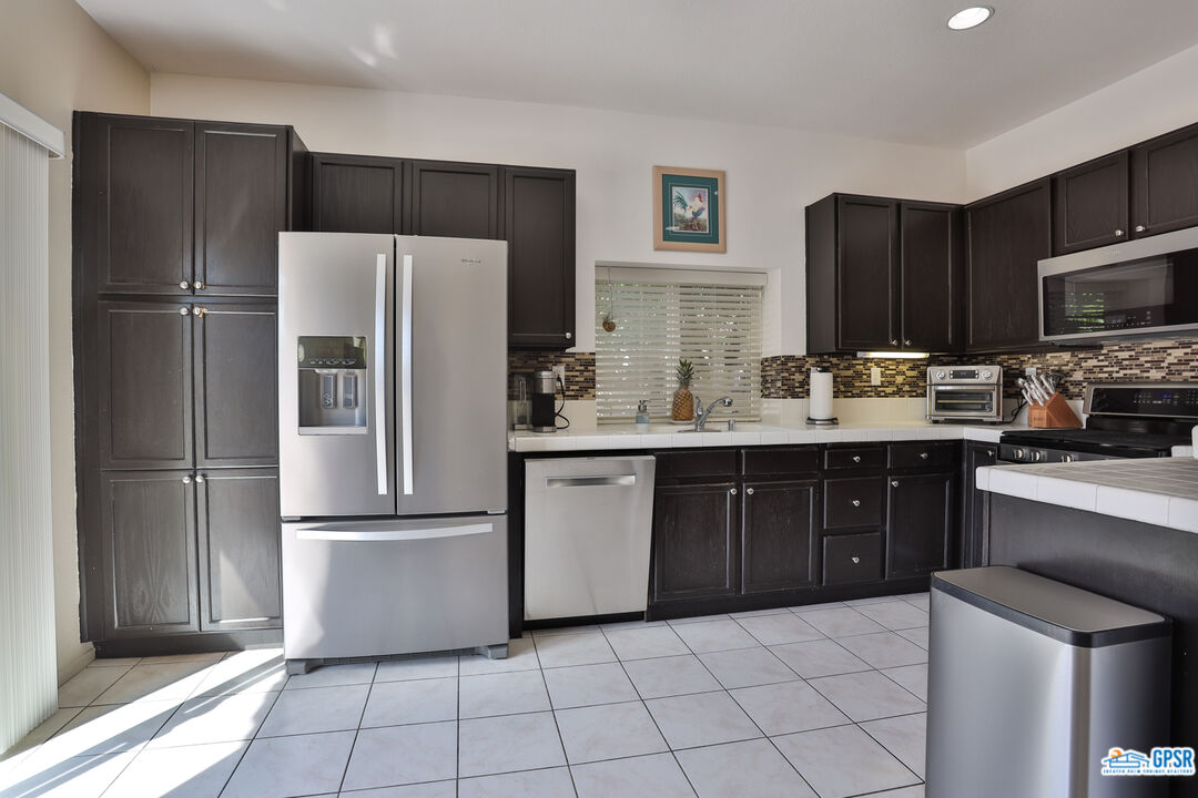 1569 East Racquet Club Road Palm Springs, CA 92262 - Photo 10 of 26 Gallery Image 10