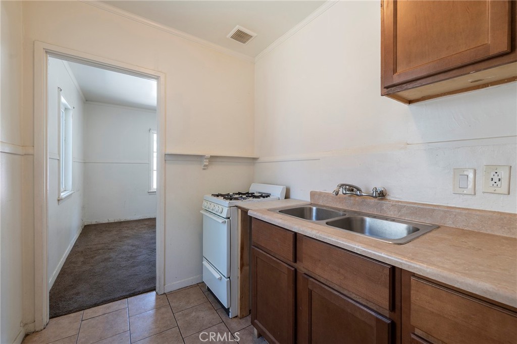 8090 Whitaker Street Buena Park, CA 90621 - Photo 26 of 54