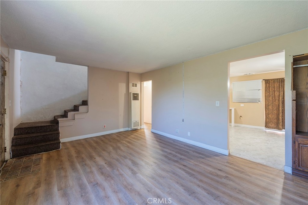 8090 Whitaker Street Buena Park, CA 90621 - Photo 4 of 54