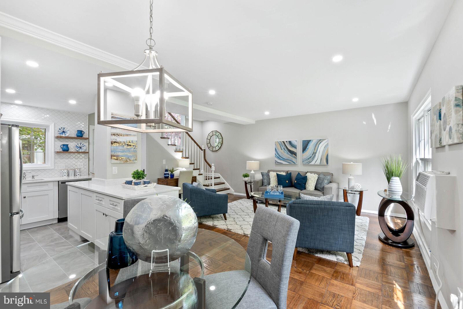 3372 Gunston Road Alexandria, VA 22302 - Photo 3 of 29