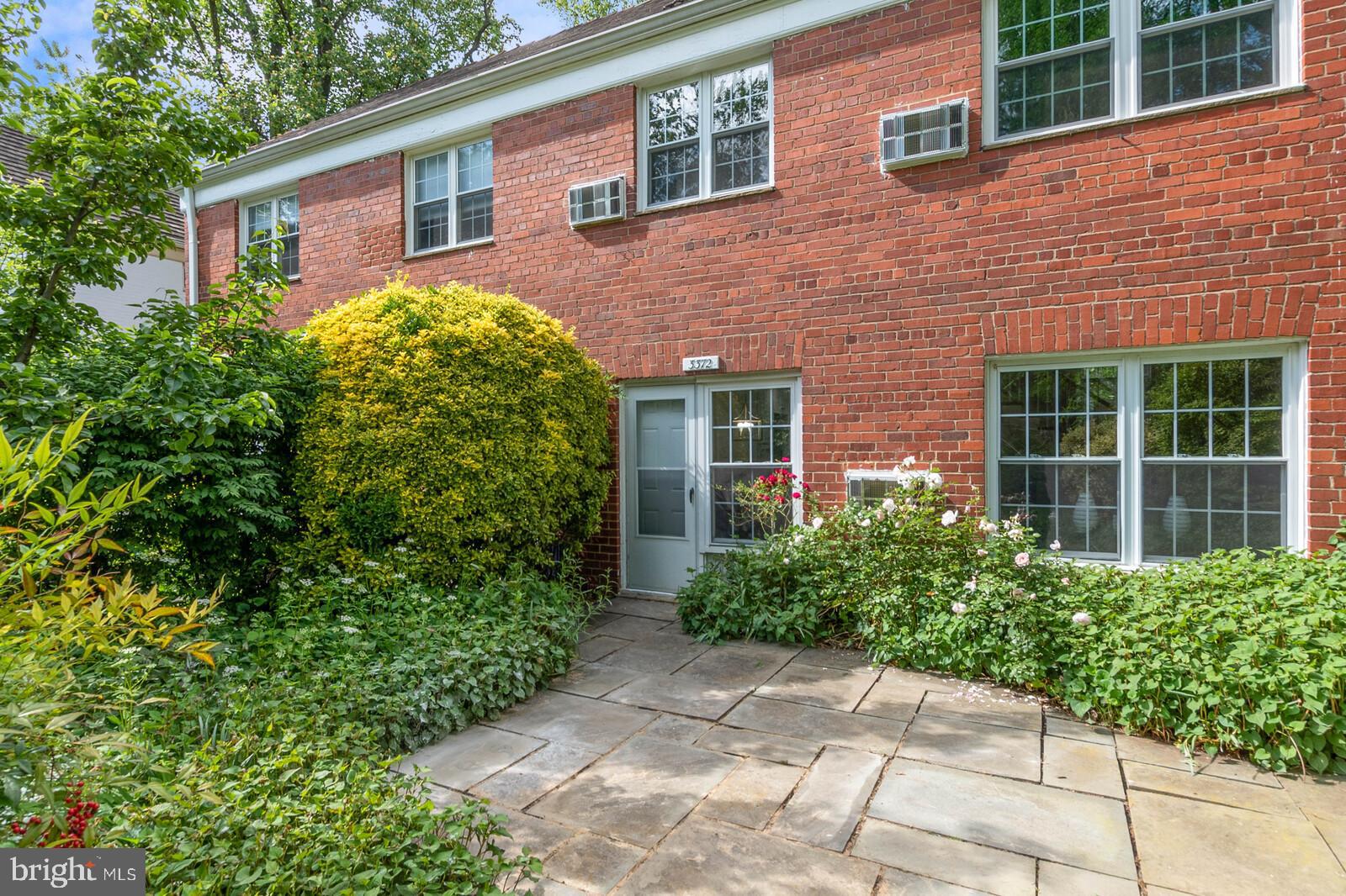 3372 Gunston Road Alexandria, VA 22302 - Photo 25 of 29