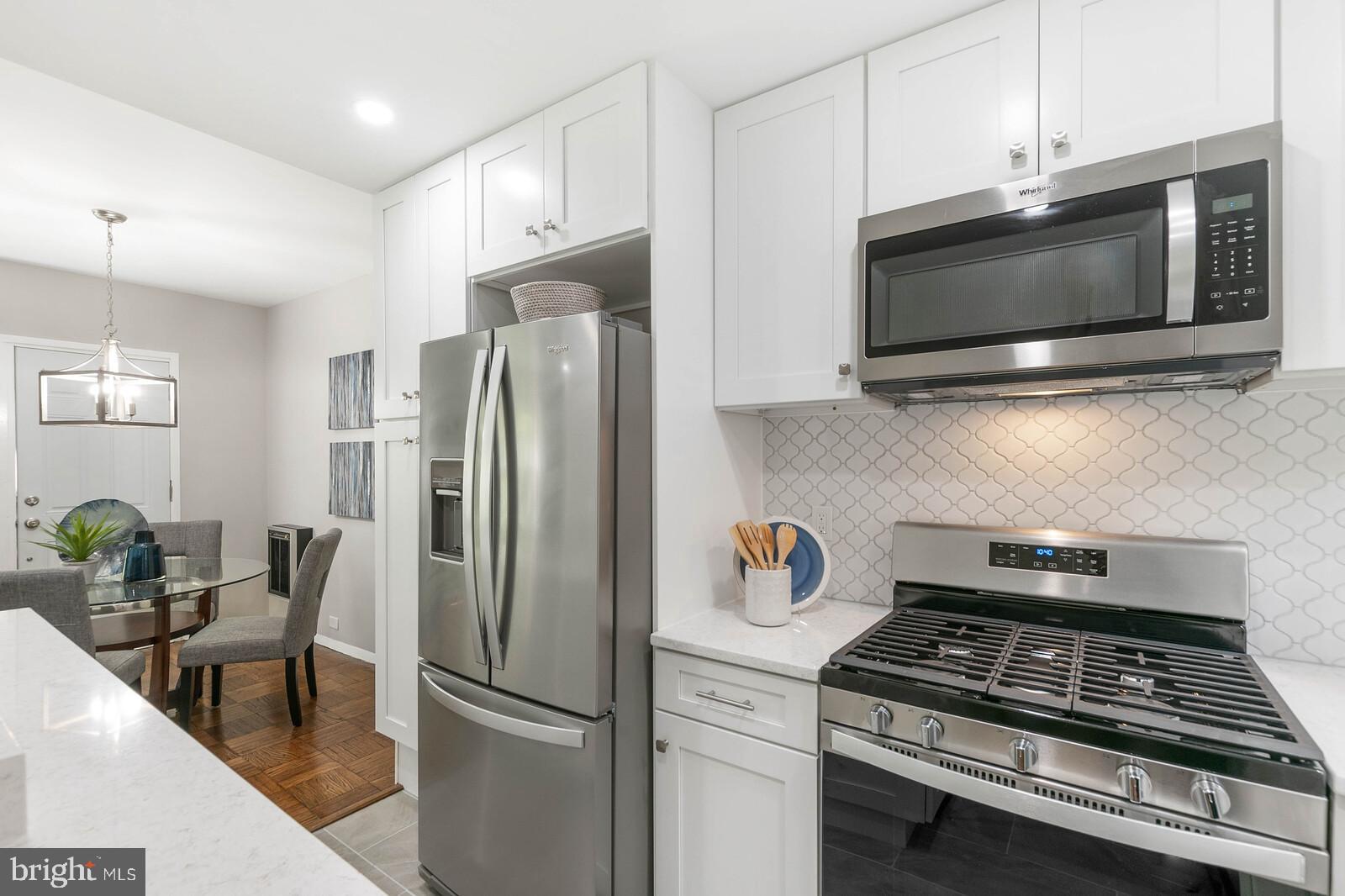 3372 Gunston Road Alexandria, VA 22302 - Photo 9 of 29