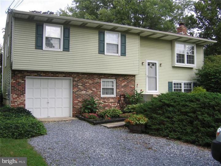 536 Chews Landing Road Sicklerville, NJ 08081 - Photo 1 of 24 Exterior Front