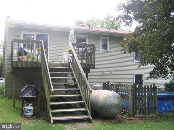 536 Chews Landing Road Sicklerville, NJ 08081 - Photo 5 of 24 Exterior Back