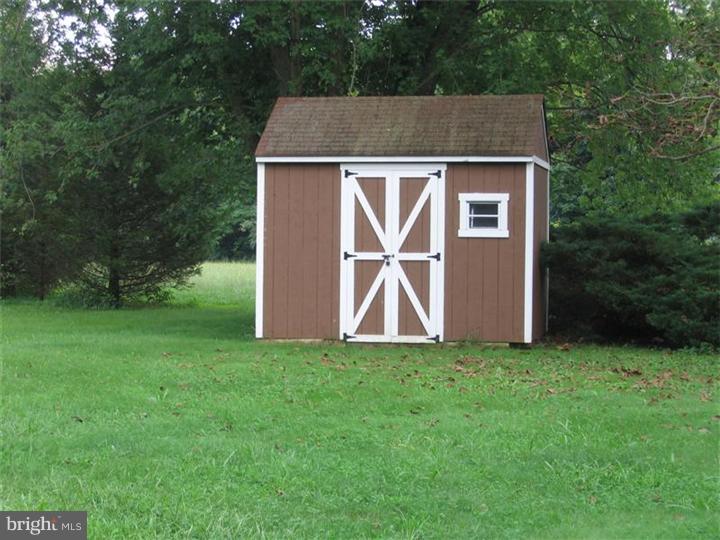 536 Chews Landing Road Sicklerville, NJ 08081 - Photo 7 of 24 Storage Shed