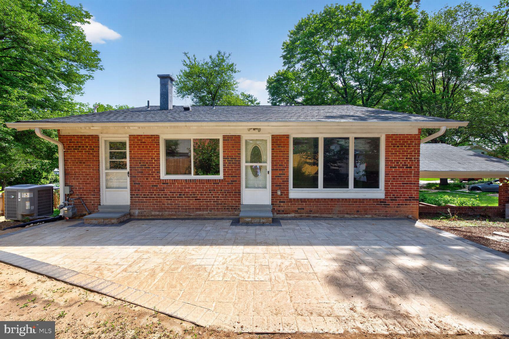 220 Thistle Drive Silver Spring, MD 20901 - Photo 27 of 30 Back View