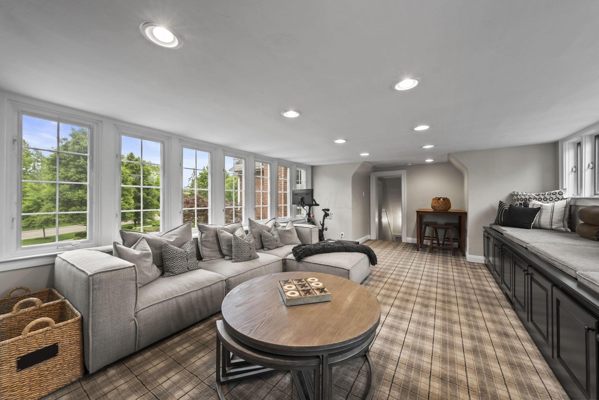 1875 Roxbury Road Upper Arlington, OH 43212 - Photo 40 of 97 Bonus/Flex Room