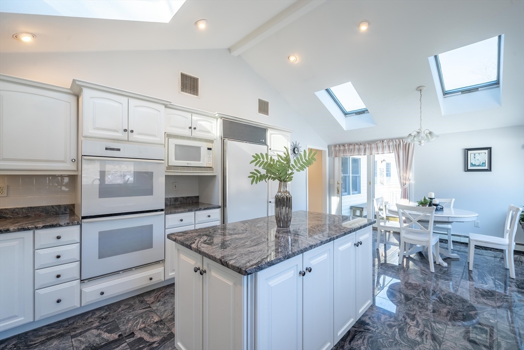 29 Woodpark Circle Lexington, MA 02421 - Photo 16 of 42