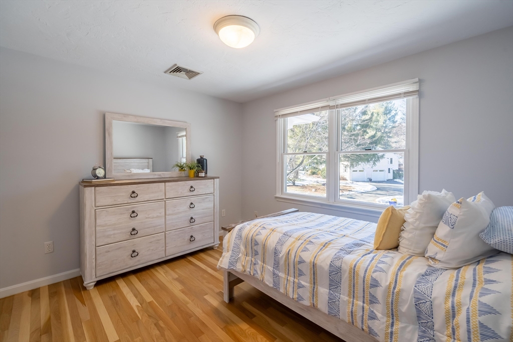 29 Woodpark Circle Lexington, MA 02421 - Photo 28 of 42