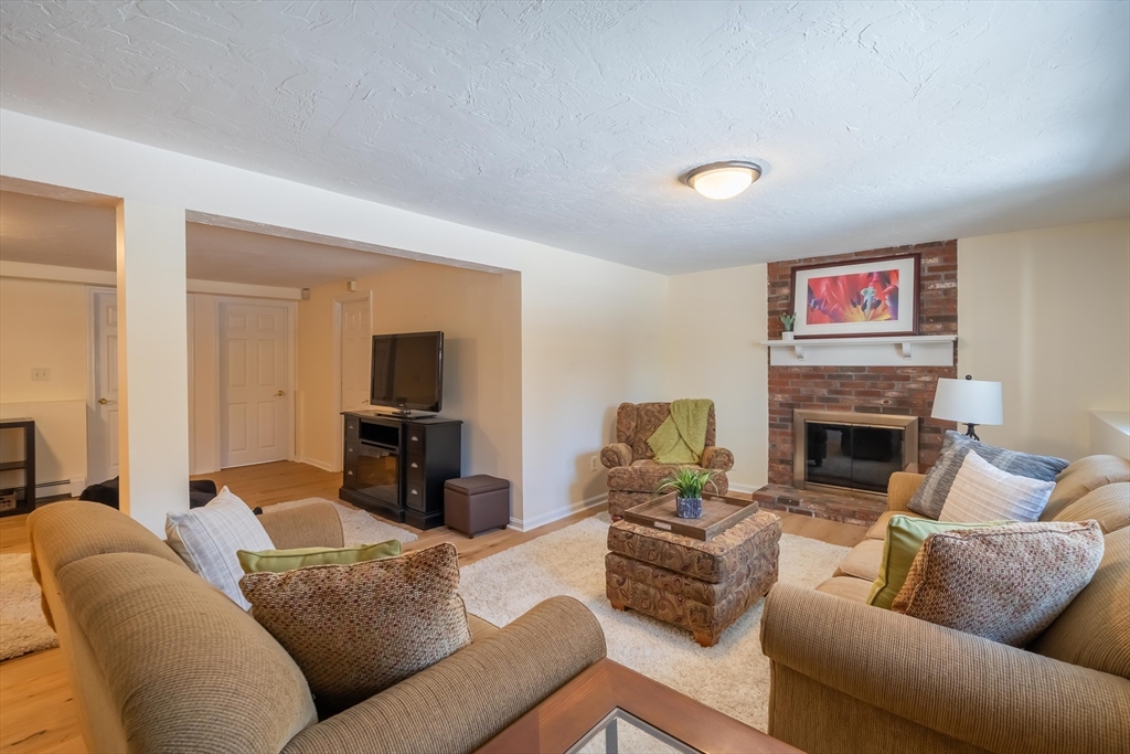 29 Woodpark Circle Lexington, MA 02421 - Photo 32 of 42