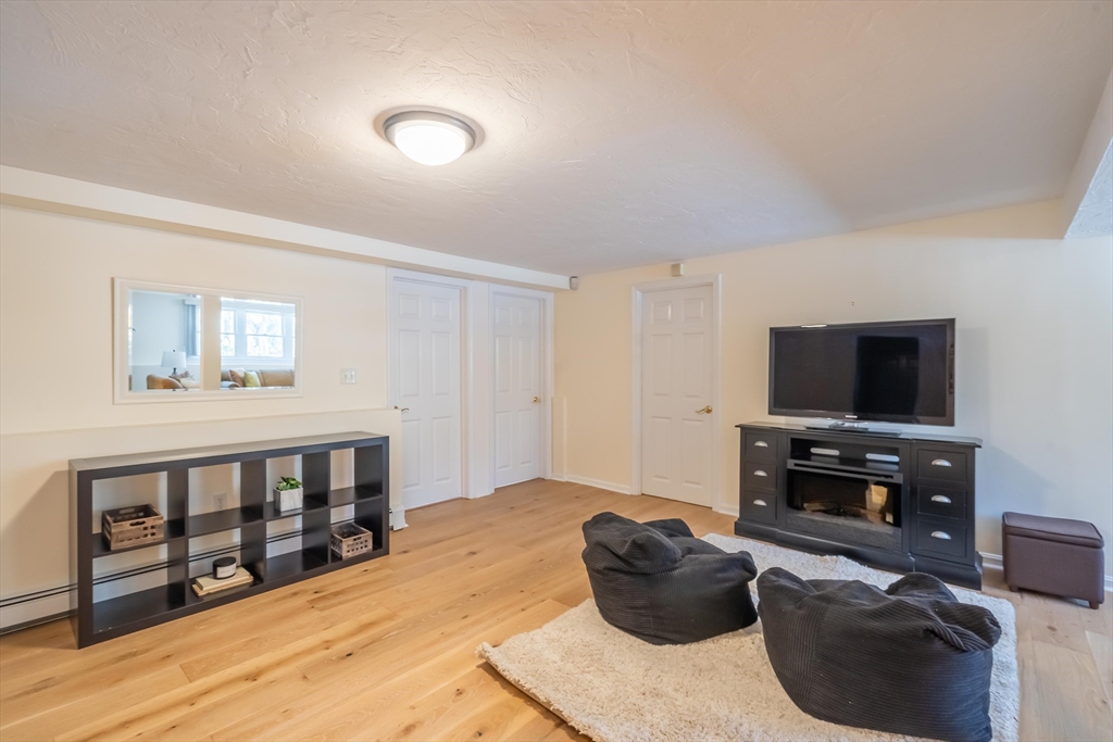 29 Woodpark Circle Lexington, MA 02421 - Photo 35 of 42