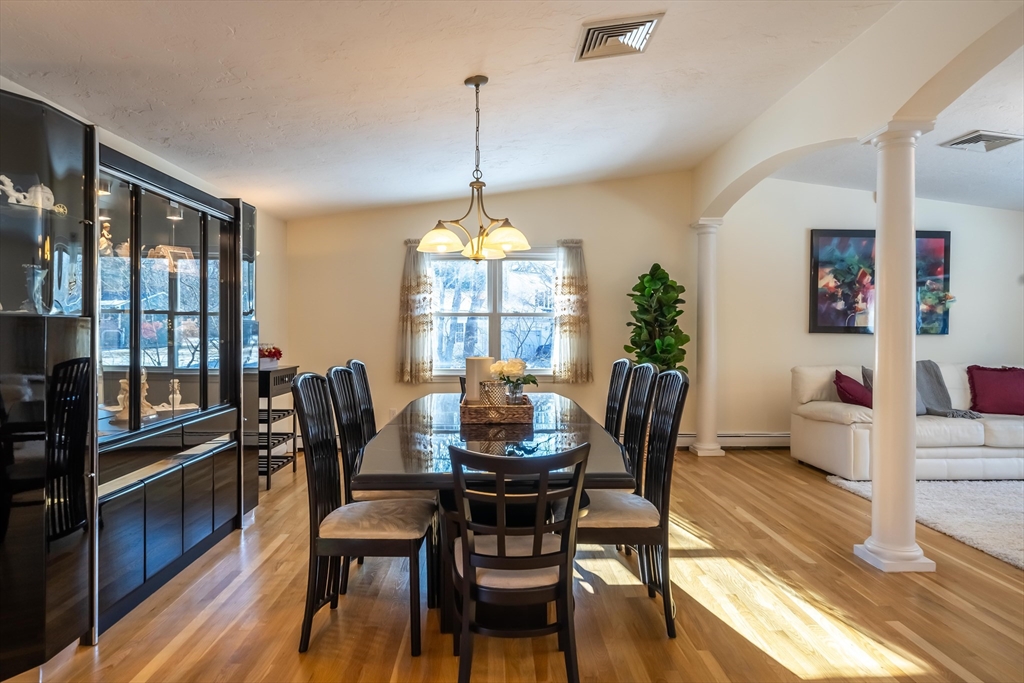 29 Woodpark Circle Lexington, MA 02421 - Photo 7 of 42