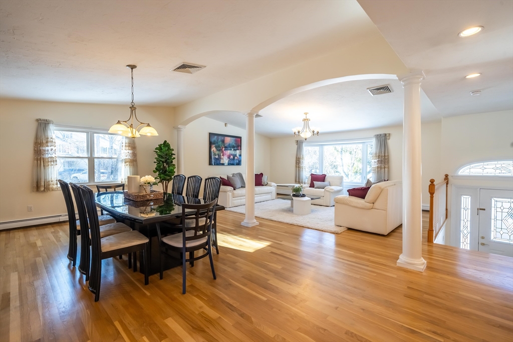 29 Woodpark Circle Lexington, MA 02421 - Photo 8 of 42