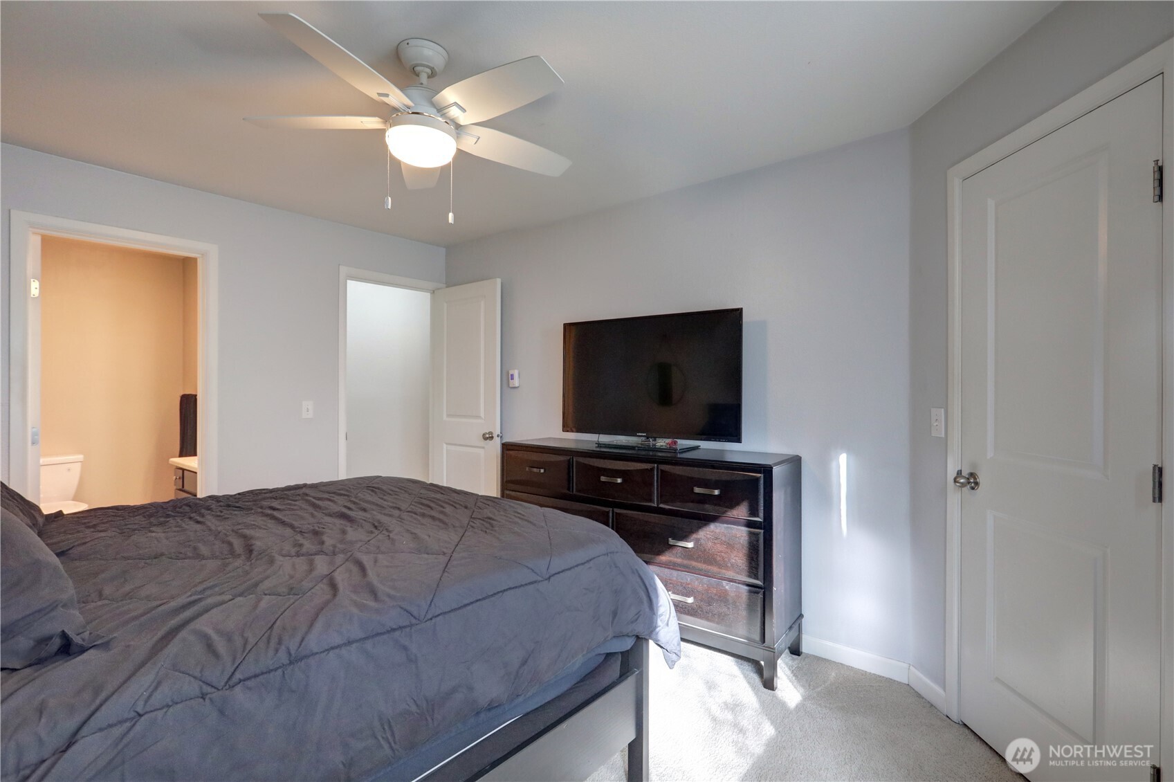 31500 33rd Place Southwest, Unit F103 Federal Way, WA 98023 - Photo 9 of 30