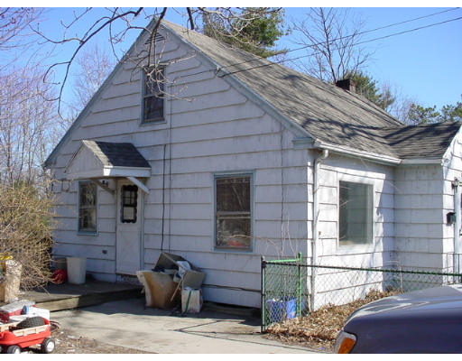 1336 Page Boulevard Springfield, MA 01104 - Photo 1 of 3 Gallery Image 1