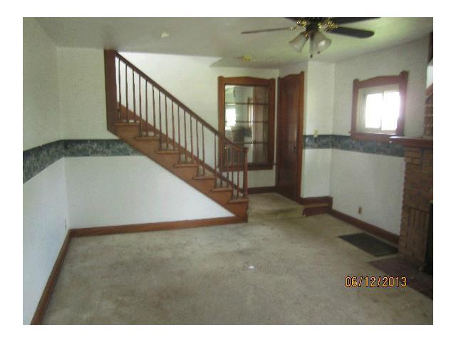 1905 Jackson Road Columbus, OH 43223 - Photo 3 of 13 Gallery Image 3