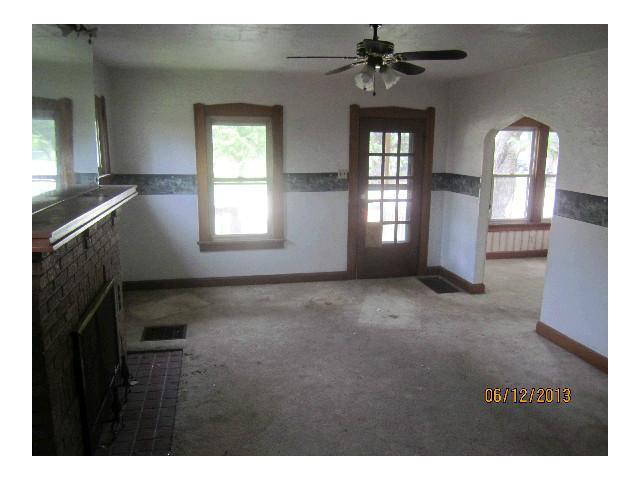 1905 Jackson Road Columbus, OH 43223 - Photo 5 of 13 Gallery Image 5