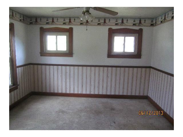 1905 Jackson Road Columbus, OH 43223 - Photo 6 of 13 Gallery Image 6