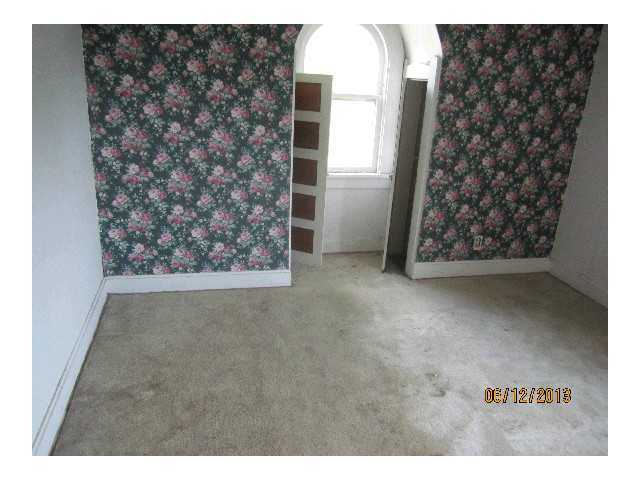 1905 Jackson Road Columbus, OH 43223 - Photo 10 of 13 Gallery Image 10