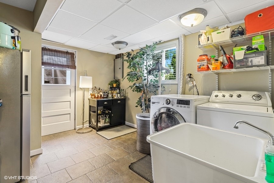 222 Chester Avenue Park Ridge, IL 60068 - Photo 14 of 19 Gallery Image 14