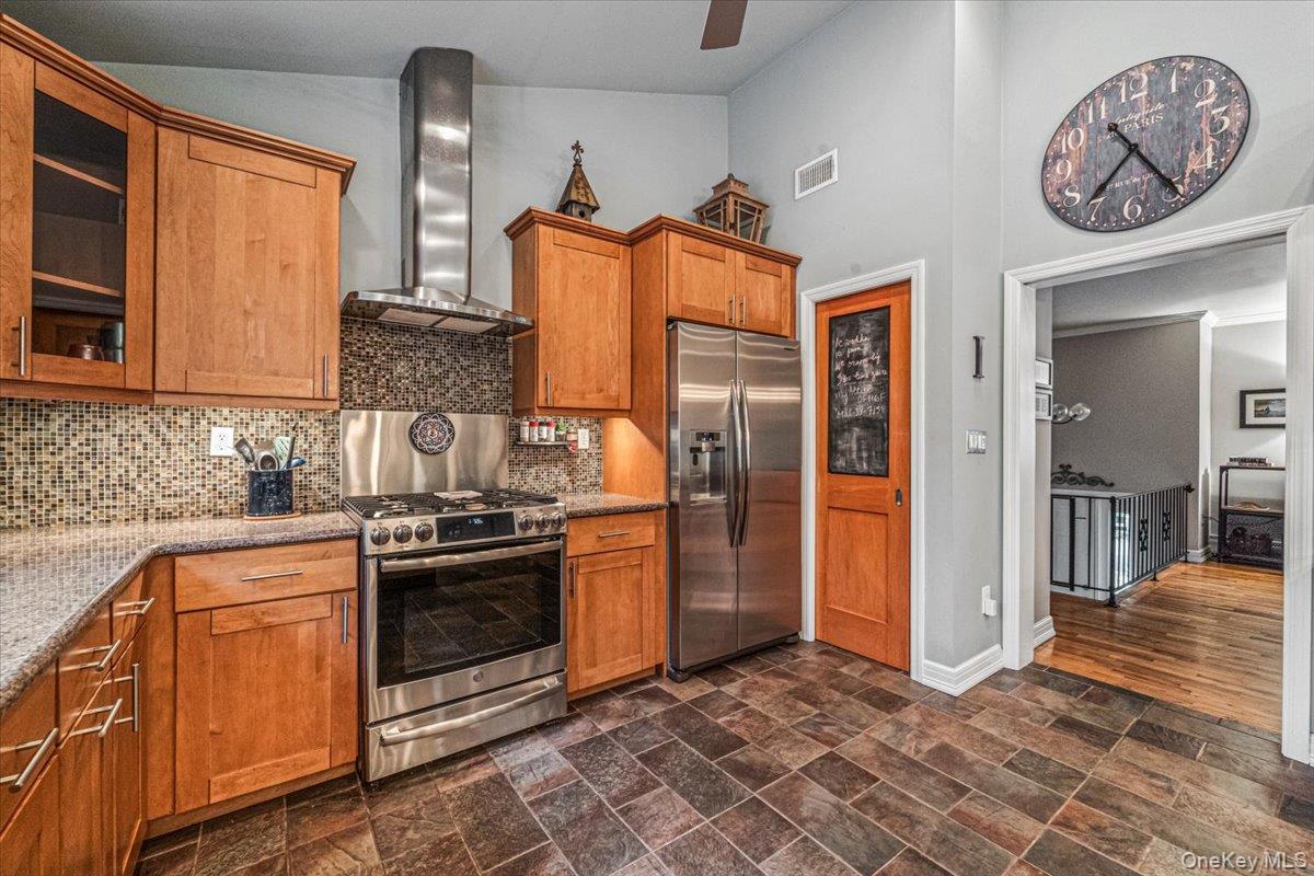 94 Hess Road Valley Cottage, NY 10989 - Photo 13 of 34