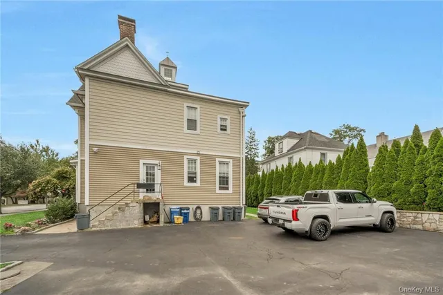 $5,500 | 62 Grand Boulevard, Unit SECOND AND THIRD, Scarsdale, NY 10583