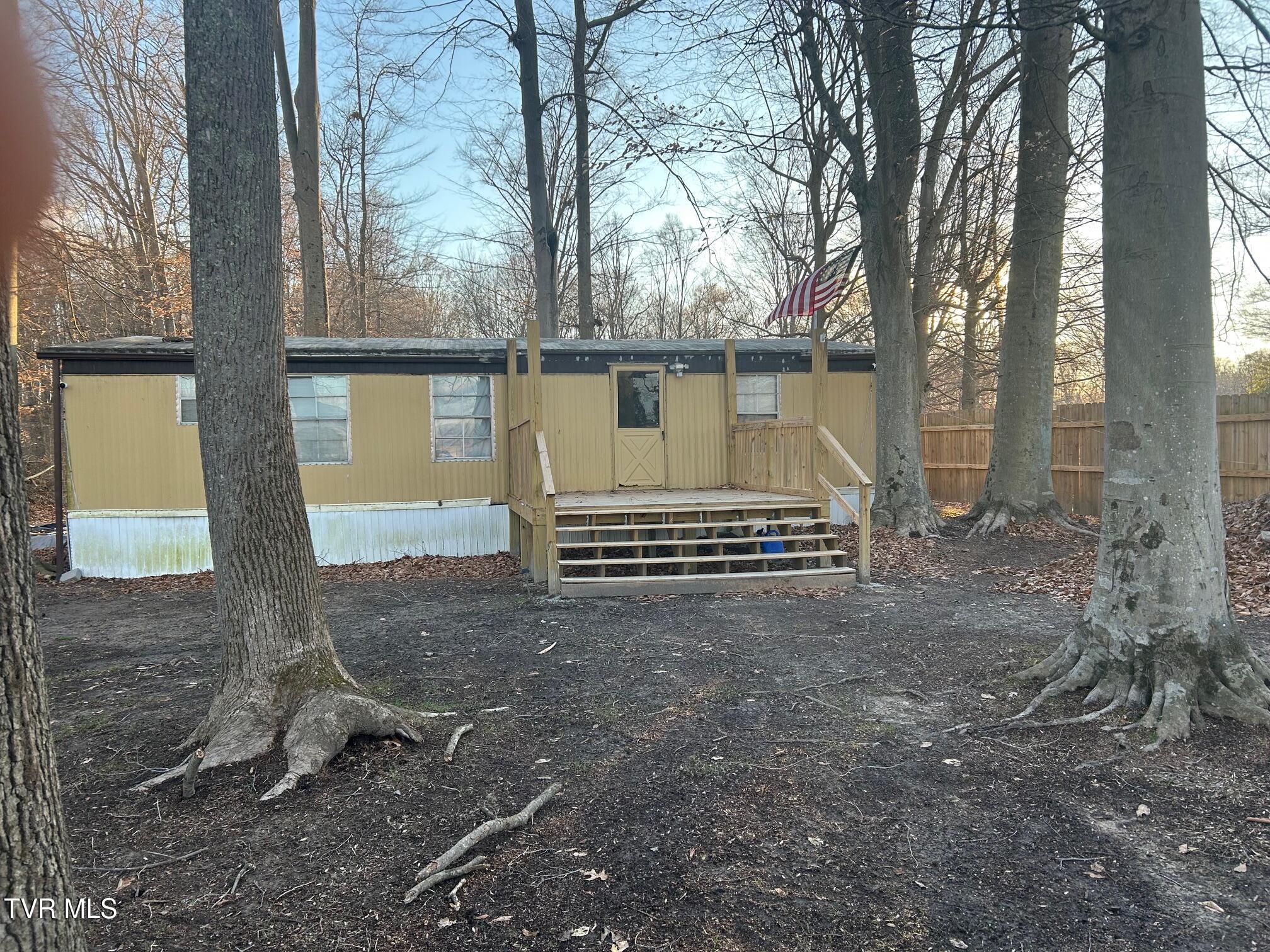 350 River Road Church Hill, TN 37642 - Photo 2 of 17 IMG_0051