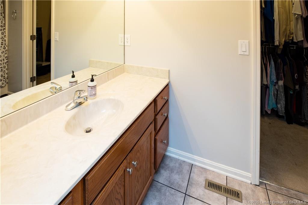 898 Walts Road Georgetown, IN 47122 - Photo 24 of 45