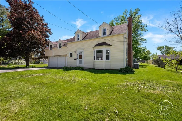 $309,900 | 215 West Rock Street, Plano, IL 60545