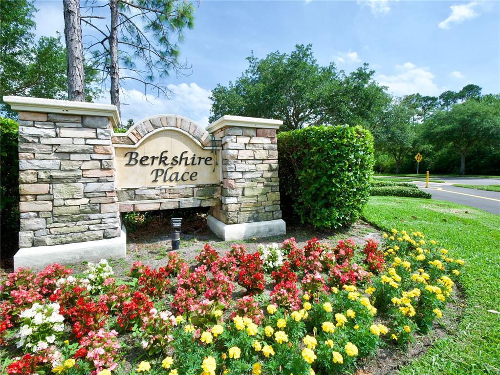 12958 Vennetta Way Windermere, FL 34786 - Photo 3 of 24