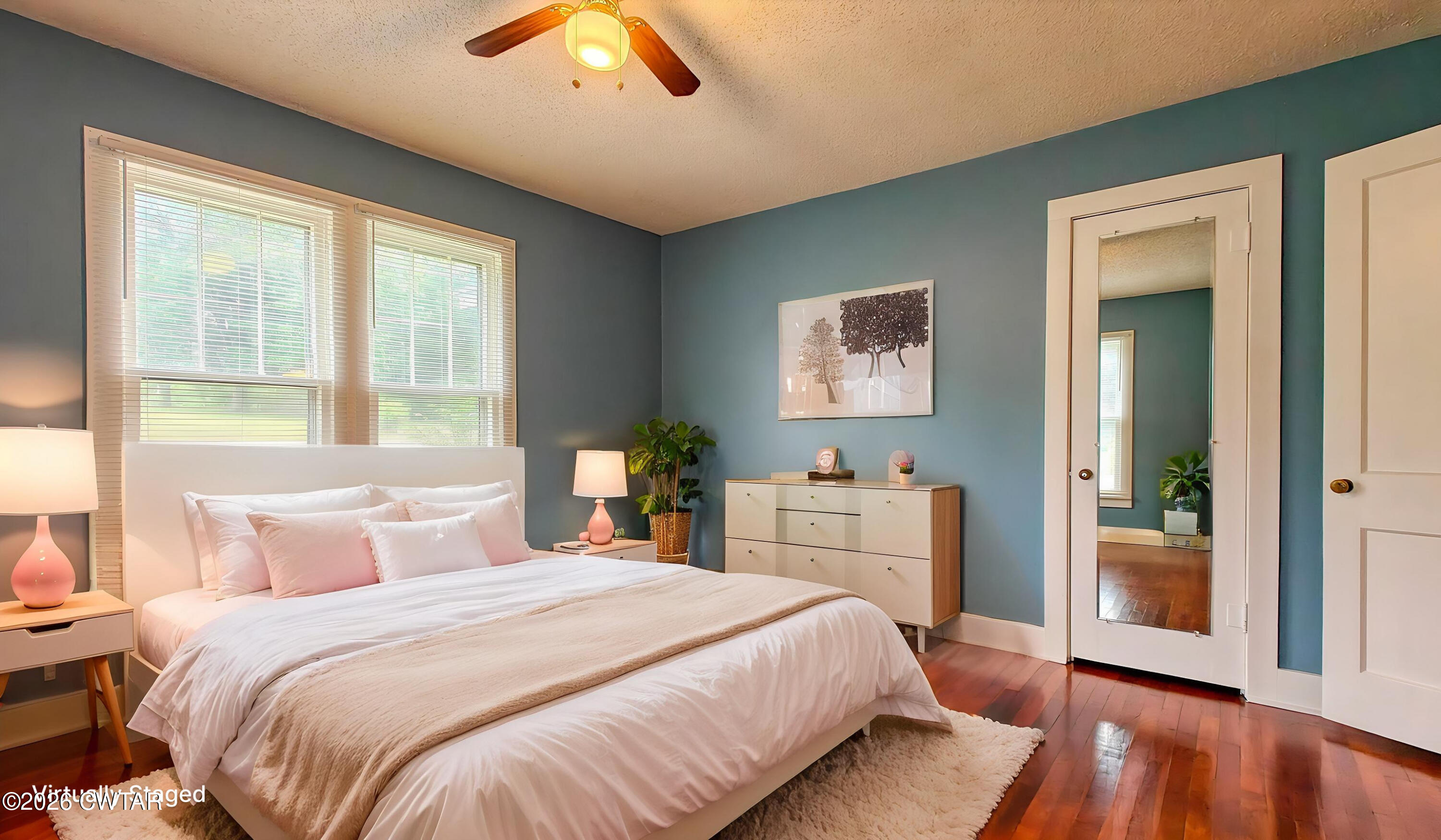 18540 West Main Street Huntingdon, TN 38344 - Photo 21 of 33 IMG20260424114029 - Bedroom - Standard -