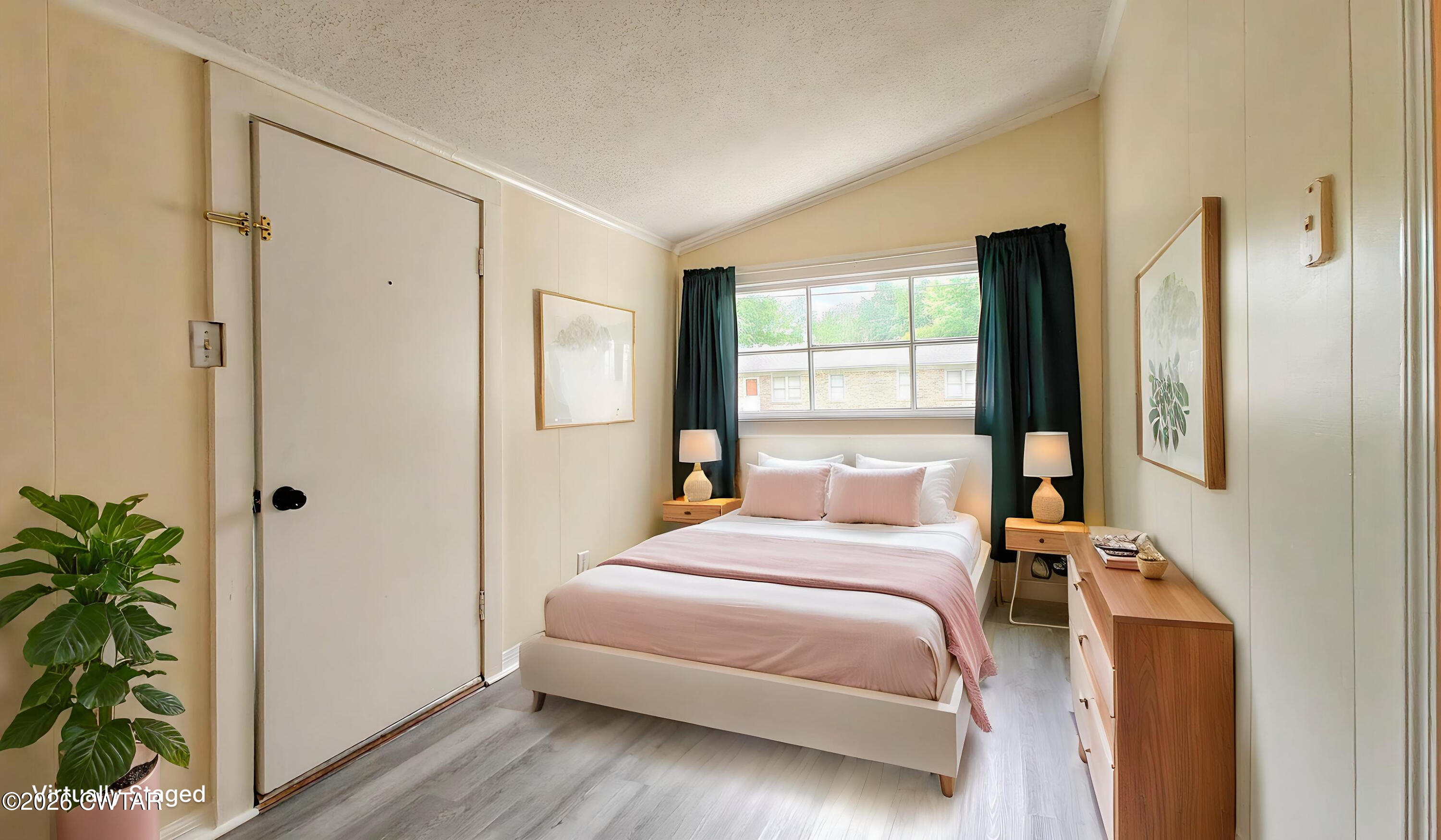 18540 West Main Street Huntingdon, TN 38344 - Photo 29 of 33 IMG20260424113257 - Bedroom - Standard -