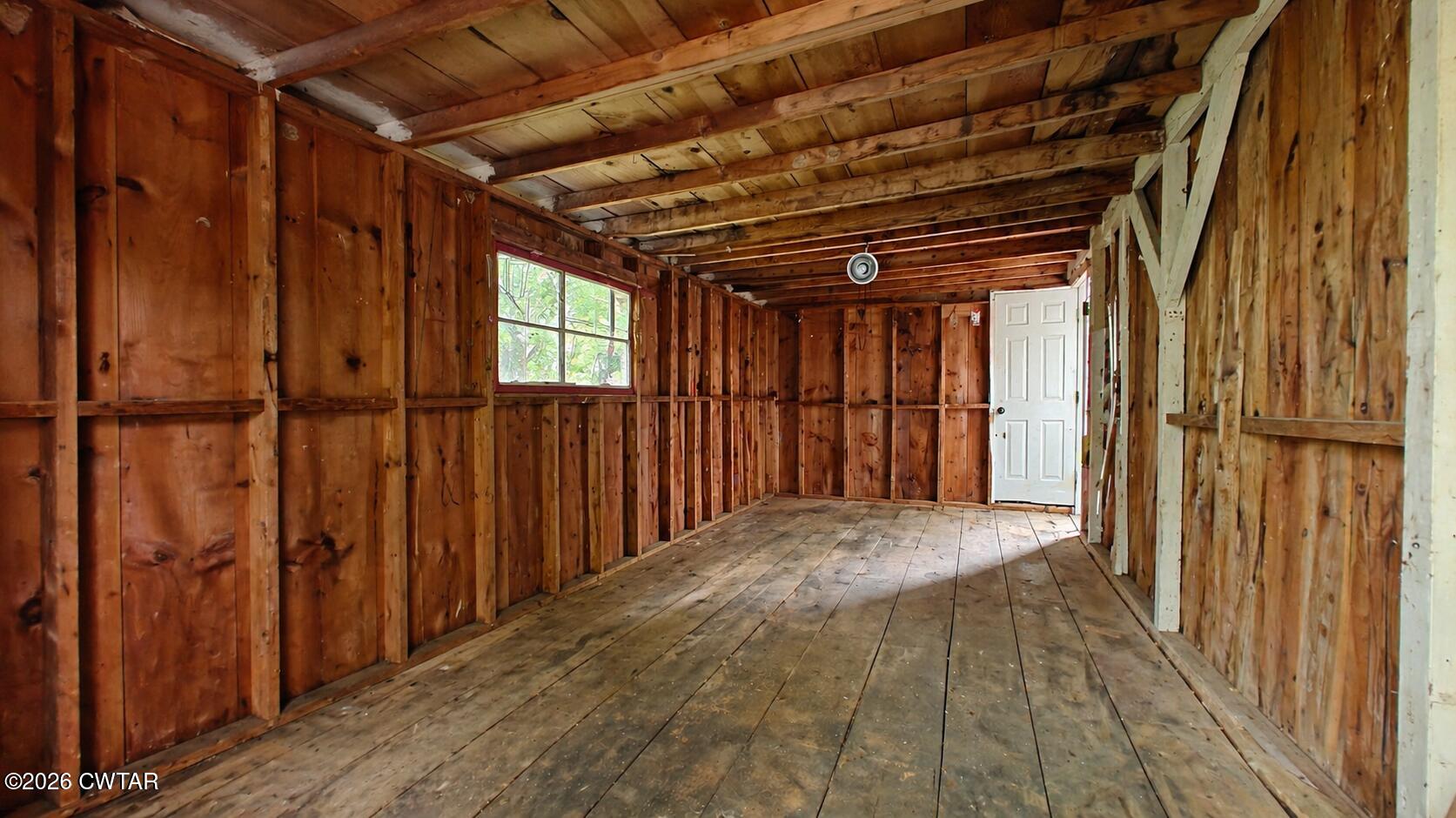 18540 West Main Street Huntingdon, TN 38344 - Photo 33 of 33 Shed clean