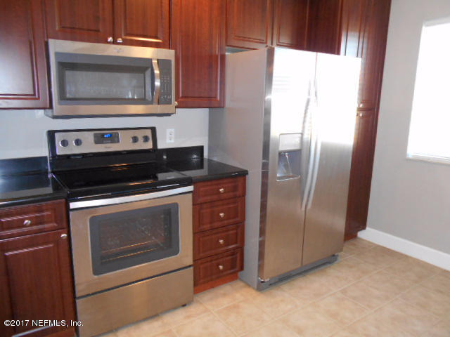 9745 Touchton Road, Unit 225 Jacksonville, FL 32246 - Photo 7 of 27 Kitchen