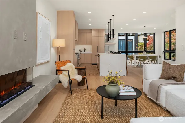 $2,599,000 | 417 99th Avenue Northeast, Bellevue, WA 98004