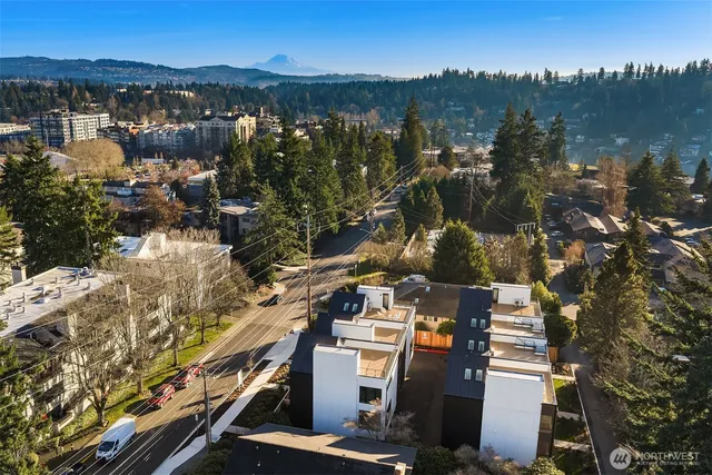$2,599,000 | 417 99th Avenue Northeast, Bellevue, WA 98004
