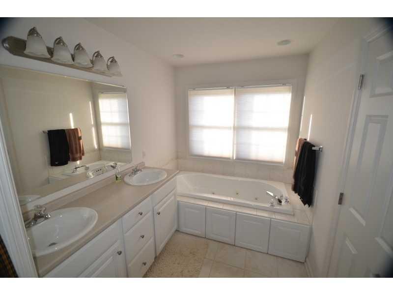 79 Shenot Road, Unit 79 Wexford, PA 15090 - Photo 11 of 13 Master Bath/Spa.