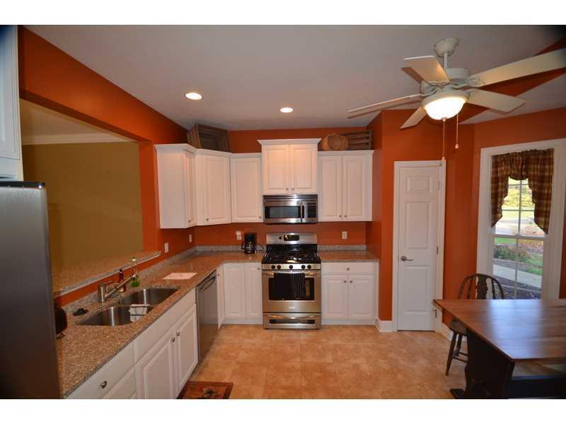 79 Shenot Road, Unit 79 Wexford, PA 15090 - Photo 7 of 13 Kitchen.