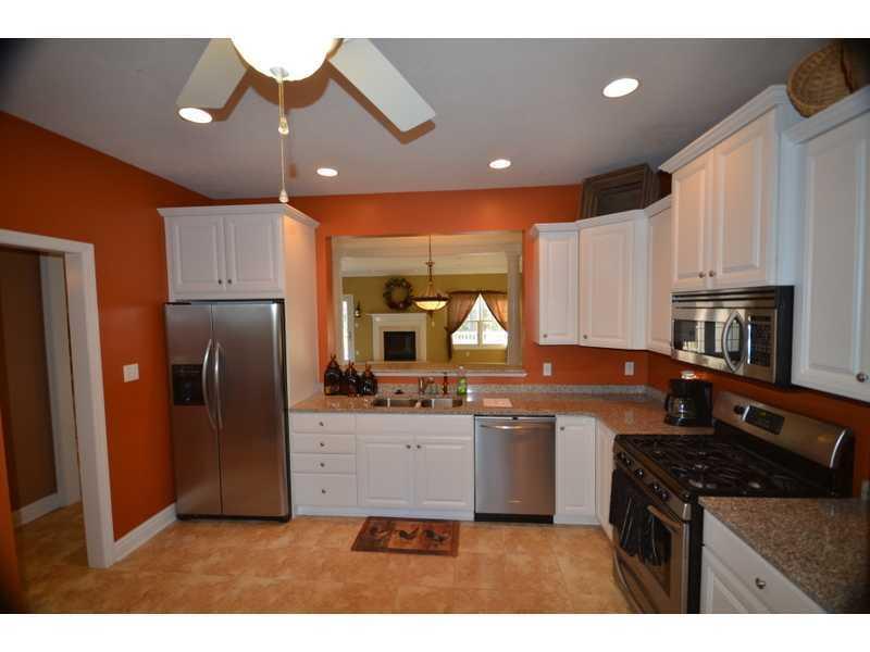 79 Shenot Road, Unit 79 Wexford, PA 15090 - Photo 9 of 13 Kitchen.