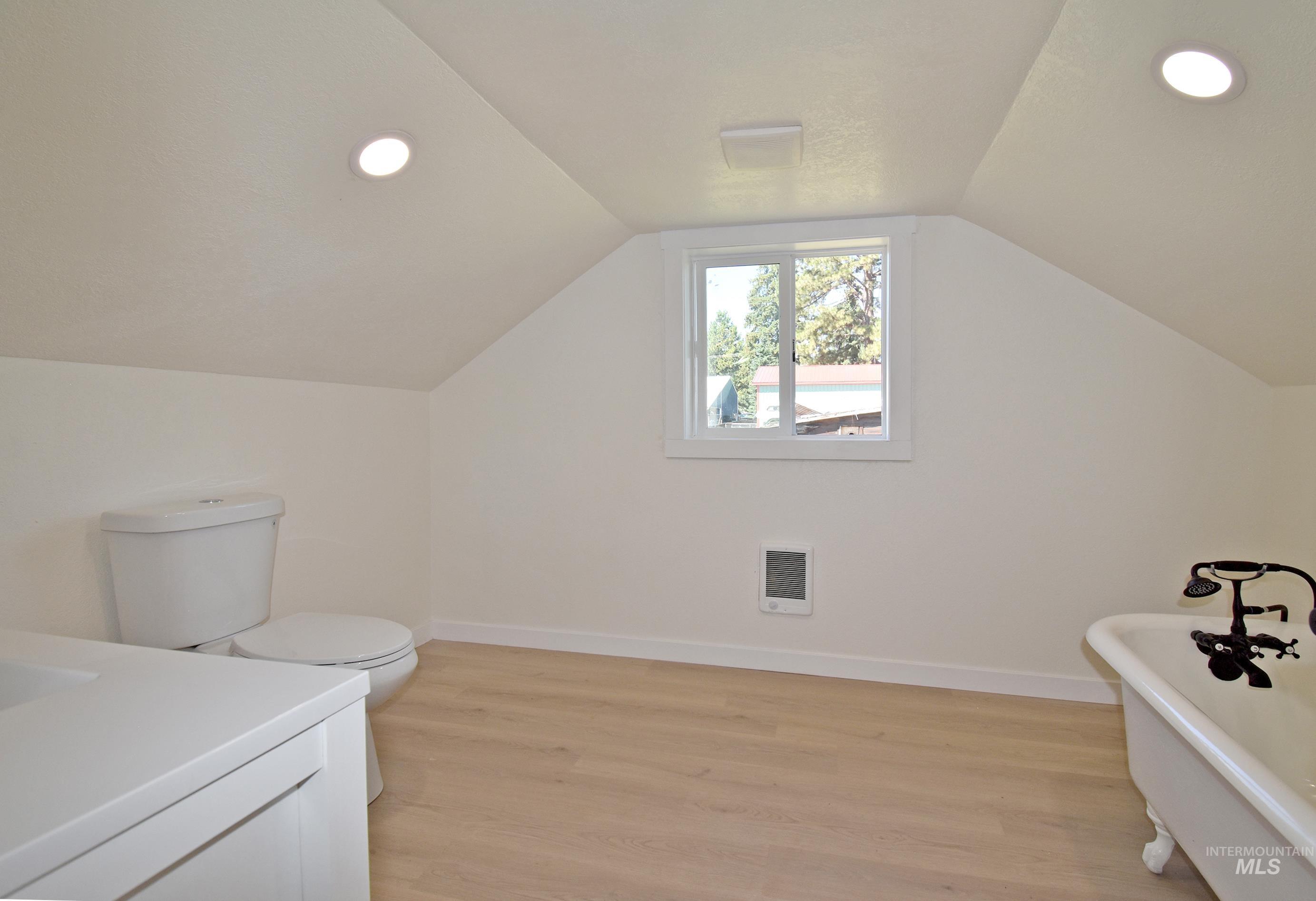413 Ellis Avenue Winchester, ID 83555 - Photo 33 of 42