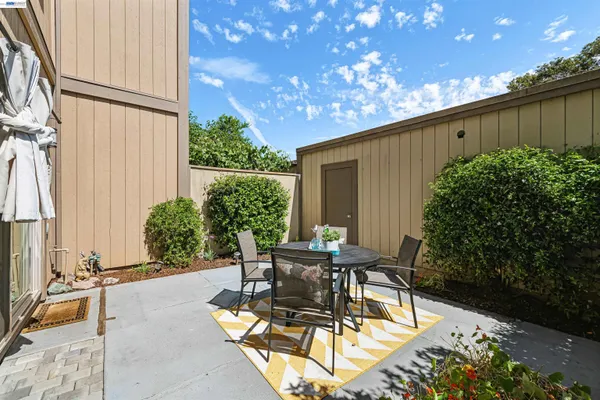$698,000 | 1104 Island Drive, Alameda, CA 94502