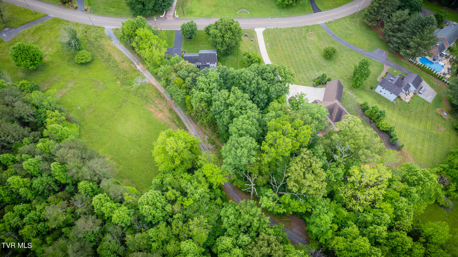 725 Powder Branch Road Elizabethton, TN 37643 - Photo 49 of 53 104