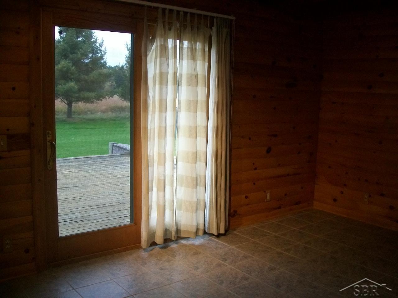 477 North Unionville Road Caro, MI 48723 - Photo 27 of 49 31280107-26.JPG