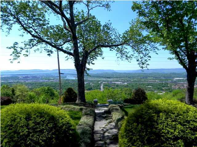 310 South Crest Road Chattanooga, TN 37404 - Photo 3 of 25 Additional Photo