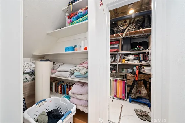 $656,000 | 15796 Midwood Drive, Unit 6, Granada Hills, CA 91344