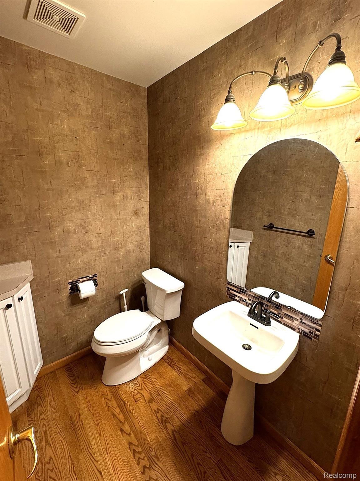 6393 Woodbrook Road Linden, MI 48451 - Photo 12 of 21 Gallery Image 12